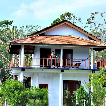 Pearl Cave Cabanas & Resturant Tangalle Exterior foto