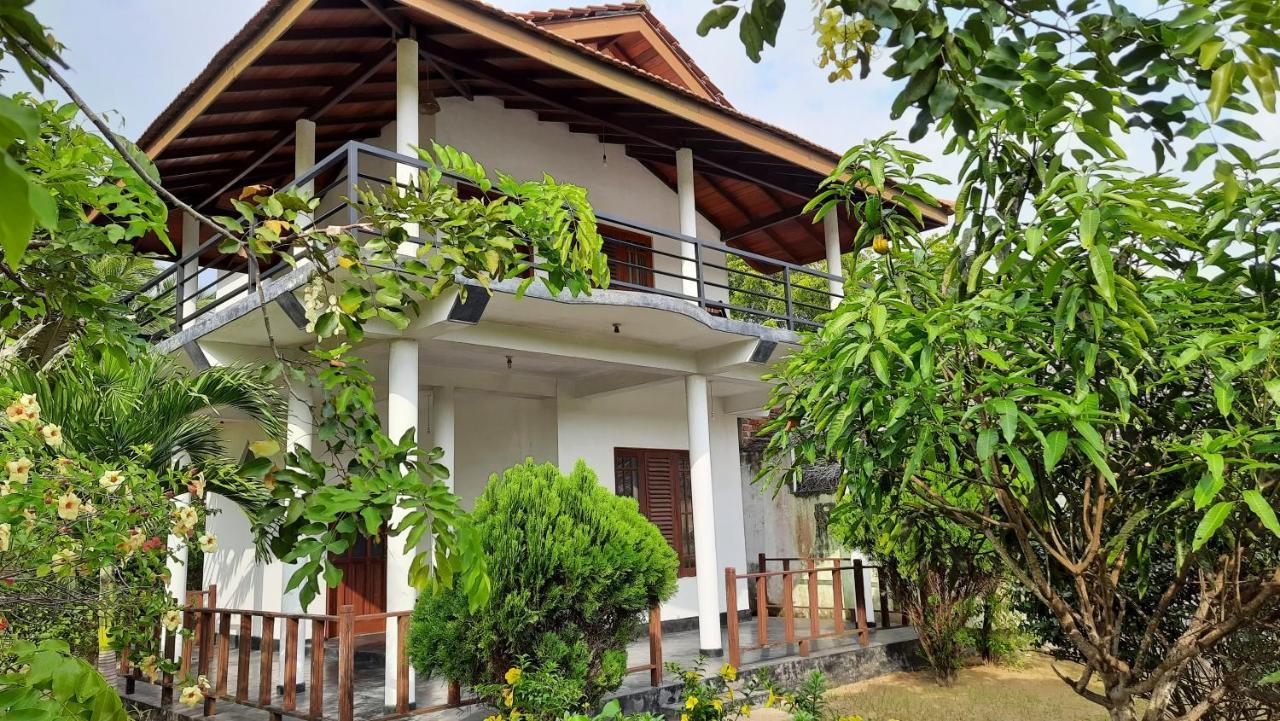 Pearl Cave Cabanas & Resturant Tangalle Exterior foto
