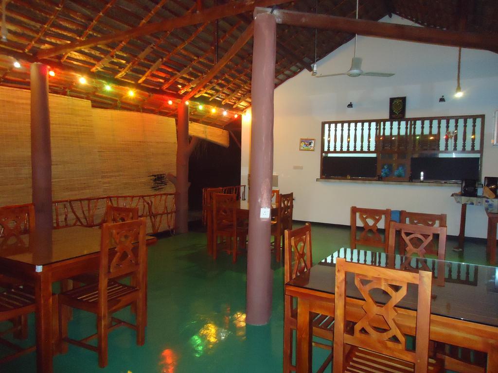Pearl Cave Cabanas & Resturant Tangalle Exterior foto